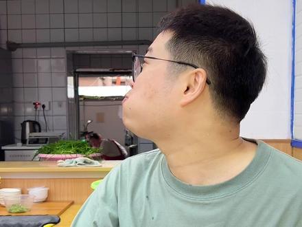跟猪猪七分饱挑战一天吃80个包子,看看体重啥变化#减肥日常vlog #放纵餐 #吃货日常 #一天只吃一种食物 #一天吃什么