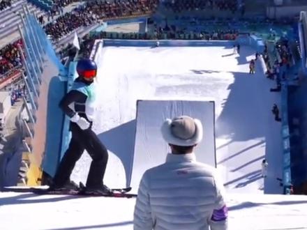 谷爱凌,小说女主照进现实,从斯坦福学霸到东奥双金王 #谷爱凌 ##米兰冬奥会 #荣耀时刻 #滑雪 #跳板