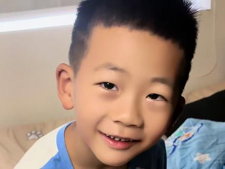 就先看一下有多少人能听得出鸡嘎子是什么意思……#萌娃搞笑日常 #墨墨不墨迹