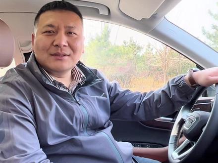 小伙伴们,我们复工啦!快来围观😊#奥迪 #奥迪Q7 #陡坡缓降#每天一个用车知识