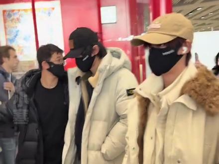 #全世界都在偶遇时团 全世界都在偶遇我的男孩!除了我!!#时代少年团 #时代峰峻 #2026网络视听盛典