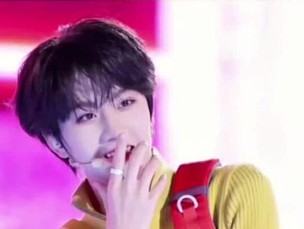 老实儿子都有厉害的妈妈#杨博文 #李煜东 #王橹杰 #妈妈 #母爱