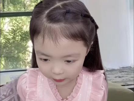 无论长发和短发都能扎的发型,手残党妈妈也能学会#儿童日常扎发 #小女孩简单发型扎法 #短发发型 #编发教程