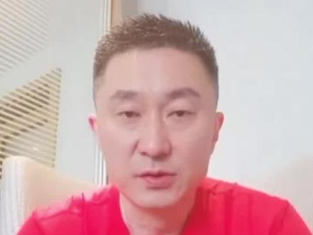 杜锋:赵继伟鼻梁骨折,郭艾伦大腿拉伤#中国男篮
