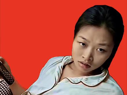 助力寻人!骆伊婷,女,28岁,身高170厘米,她于2026年5月15日凌晨,在湖北武汉杨泗港长江大桥附近的江边失联,至今仍处于失联以及下落不明的状态。
据悉,其失联时上身穿黑色短袖、下身穿黑色短裤、脚穿白色拖鞋,此外,她还是一名孕妇,已经怀有身孕32周,特征比较明显,容易辨认。
希望好心人,特别是武汉当地以及周边地区的热心群众,尤其是杨泗港长江大桥附近居住的居民,长江两岸行走的行人、过往车辆的司机、钓鱼爱好者、街边铺面相关人员等等好心人,能够帮忙留意类似特征28岁孕妇的行踪,并积极提供有用线索,共同助力她早日回家。#本地新闻#失联#寻人启事#助力寻人#正能量