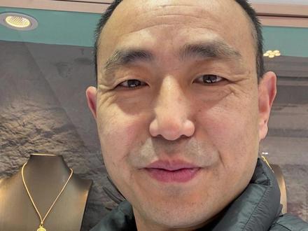 金价继续狂飙,大家理性入场!#黄金 #金价 #干货分享 #投资 #老金匠珠宝