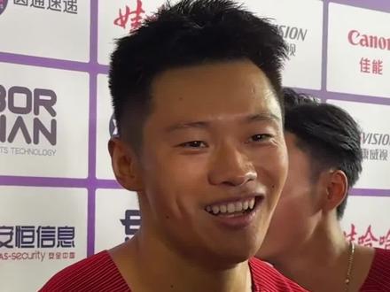 亚运会男子4×100米接力中国反超日本夺冠,谢震业点歌《年轻的战场》鼓励新队员@秀我中国
