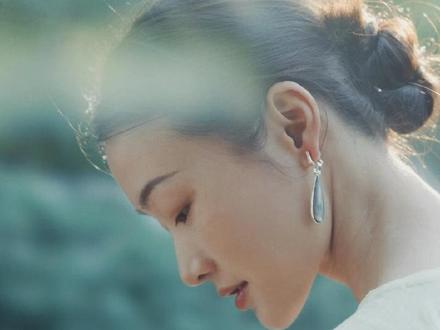 云淡风轻的从容和自在。#莫负时光莫负己 #愿每颗心柔软着陆