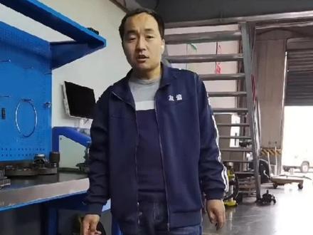 众泰T700,上坡不走车,车主从外地发过来维修变速箱,看一下,平时不保养,导致的结果惨不惨,建议大家2年或者4万公里一定要去做保养,勤保养就是少维修,车和人一样!多保养可以延长寿命!#变速箱专修 #专业的人做专业的事