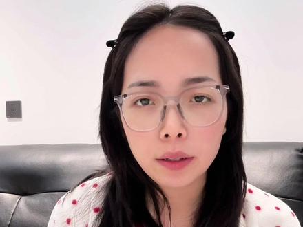 试做居家客服,
现在还说不上好,也说不上坏。
这条路到底适不适合我,我也不知道,反正试试呗!
#生活分享 #居家日常 #宝妈 #全职妈妈