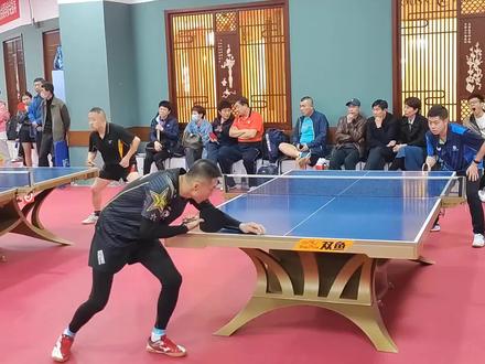 半路出家的纯业余顶级高手与从小练过的选手仍然存在差距 #乒乓球比赛 #乒乓球 #国球乒乓 #快乐乒乓 #乒乓球视频 #快乐乒乓球🏓 #乒乓球拍搭配 #打乒乓球
