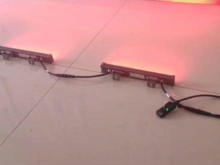 DMX512无线控制用于洗墙灯,无线信号接收器接线方法及展示效果#上热门 #文旅灯光 #洗墙灯 #户外亮化工程 #城市夜景灯光 @抖音小助手