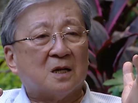 访谈间隙得知谢晋导演过世,李行导演悲痛落泪 #李行导演 #谢晋导演 #可凡倾听