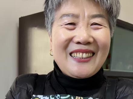 腊月里的高平,年味藏在油锅里,这一口金黄酥脆,是团圆,是乡愁,是刻在高平人骨子里的年味儿。#中国文旅康养第一城 #太行山上过大年 #华夏文明夜读课 #年味城区 @晋城城区融媒