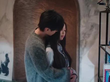 2025年的末端 我最爱的剧出现了🥰晚上根本没时间睡觉😭#太甜了 #双轨 #朝朝暮暮 #拉扯