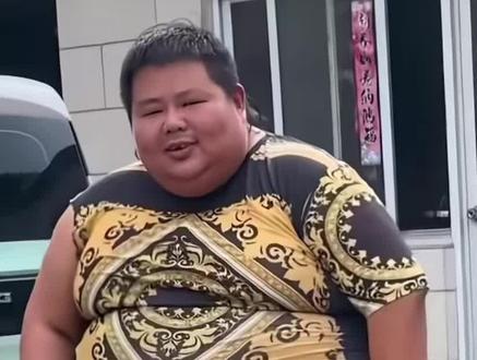 良子拉飞所有人👺#中长跑