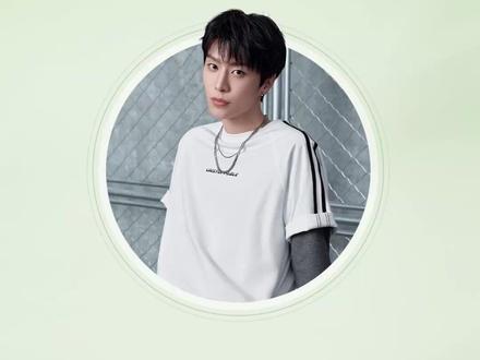 【丞式轻氧,清爽同频】
他穿越电波,抵达另一端电话声筒
那份专属的清爽频率,如今化作可视的声音
让每一次呼吸,都能与「轻氧」同频
无论你是否接到那通电话
现在,都可以换一种方式——听见他
👉 点击观看,接收这份跨越电波的轻氧时刻
#以纯品牌代言人范丞丞 #丞式轻氧 #以纯时尚适穿主义
#YISHION以纯 #以纯