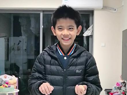 给cpu干烧了,学霸版球蛋挑战,看看结果意外不意外。#搞笑#球蛋挑战#鸡蛋小球换手挑战#真实生活分享计划 #游戏挑战