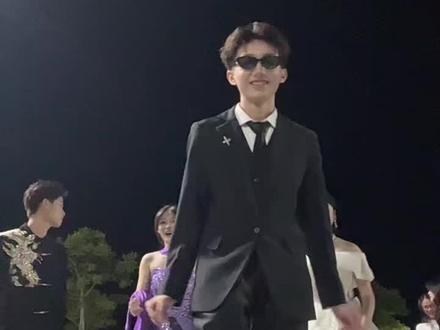 铜锣湾只有一个陈浩南。 #金城舞 #陈浩南 #djosaoma