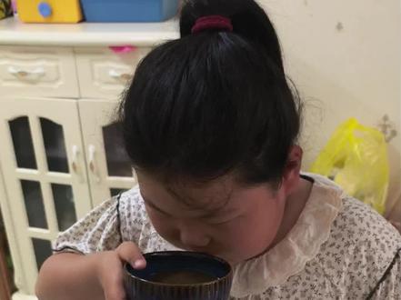 一鼓作气后悔了。#老妹儿 #老妹儿搞笑视频 #萌娃 #萌娃搞笑日常