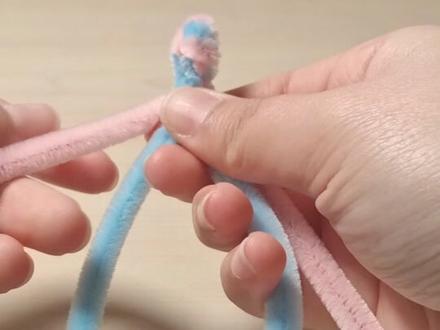 不用胶不用剪好做的扭扭棒手链#扭扭棒教程 #DIY