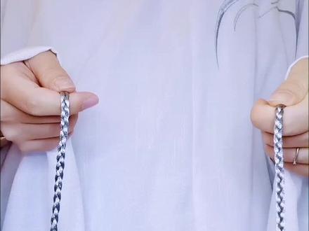 15s教你学会系宫绦,慢动作系宫绦,超简单的系宫绦教程。包教包会~#汉服 #宫绦 @抖音小助手