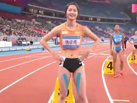 2:06.75!岱山00后姑娘饶欣雨,获第十五届全国运动会田径女子800米季军。好样的!你是我们的骄傲!#全运会 #全运会800米