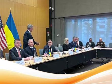 美乌日前在日内瓦会谈,白宫11月24日发布美乌联合声明,双方在会谈中起草了一份更新和完善后的和平框架协议,美方所提28点新计划修改并缩减为19点。乌克兰总统泽连斯基表示,乌绝不会成为和平的阻碍。#美乌版和平协议28点缩为19点#