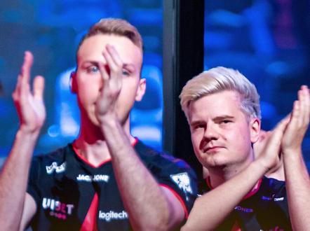 A队不行了?来看看这地图理解~ #csgo #电竞 #游戏中的三大错觉