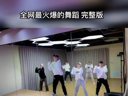 瘦身教练免费在线观看 551d024203dff97c4865cddf63614b39~tplv-dy-resize-origshort-autoq-75:330.jpeg?x-expires=1993888800&x-signature=eQ7PiSK7HlcObcL7Bp%2BNNS9%2FxnY%3D&from=3213915784&s=PackSourceEnum_AWEME_DETAIL&se=false&sc=cover&biz_tag=pcweb_cover&l=20230311183142DE43DBB4D13E5B7B9B39