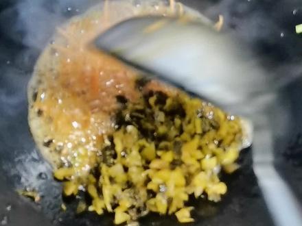 今天中午吃什么?啥?不知道?那么我告诉你就杂面条吧,什么?不会做?来,我教你!#上热门话题榜🔥 #每日美食分享 #喜欢的点个赞 #分享美食分享快乐