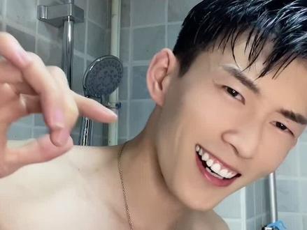 几天不洗澡 可以成臭宝?#痞帅