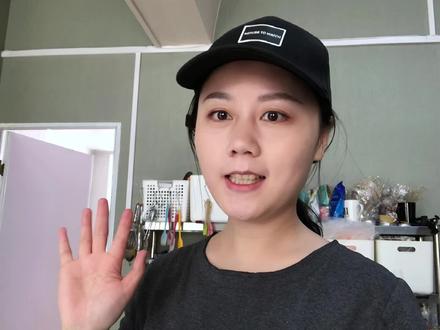 花里胡哨的翻糖蛋糕,教程来啦,眼睛一遍就能学会 #蛋糕抹面 #烘焙人的日常