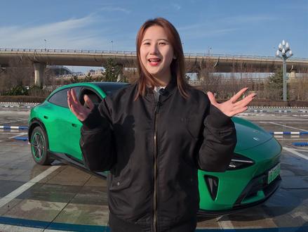 小米汽车送车模啦 #抖音汽车 #小米汽车 #买车那点事儿 #车模