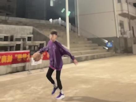 非常抱歉 自己去潇洒了 让你一人带两娃