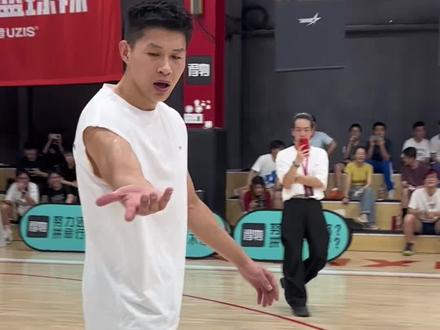 “这就是职业之间的战斗吗,遍体鳞伤都是小问题”#莱蒙李瑞百分大战#星街战百分大战#抖音百分大战#集梦116
