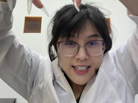 闺蜜俩第一次做美甲!#美甲 #第一次 #闺蜜 #日常分享 #随拍