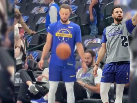 库里上脚安踏欧文三!库里实战测评欧文三!未来安踏有可能签约库里吗!#库里真爱安踏欧文3#欧文三 #库里 #内容启发搜索