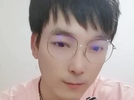 没有违法的情况下,随意调阅他人行程属于什么行为?