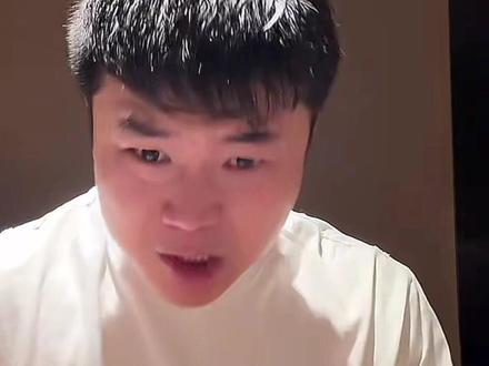 #杨大牛#不讲不讲#汤饭#一人分饰多角 #直播录屏分享 即兴表演吃草莓🍓