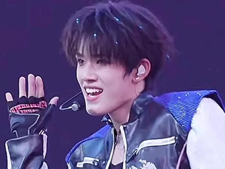 老大 我们这样装傻充愣真的有用吗💦💦 #TOP登陆少年组合梦寐以求演唱会