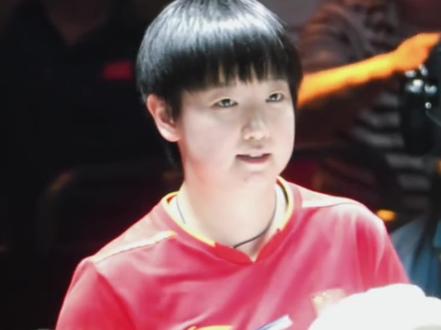 孙颖莎不愧是品牌收割机!专注赛场,活力全开! 赛场统治力 + 商业号召力双 TOP#孙颖莎 #孙颖莎同款 #孙颖莎健康涨球 #乒乓球