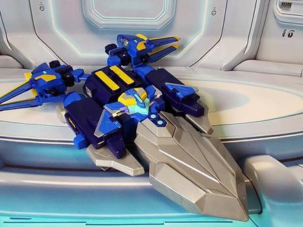 钢铁飞龙第5季,风袭哨卫变形合体机器人玩具金刚战士动画同款