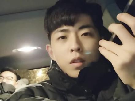为了给操碎了心的孩子 还花呗 瞧把我晴妈给累的!养我个这儿子 ,她太难了!@Crush @清水弦歌@ #户外主播怀念 #娱乐 #美女 #搭讪 #撩妹 #逗趣 #逗比 #爆笑 #搞笑视频