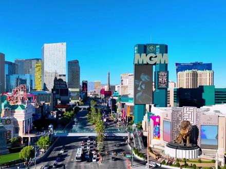 拉斯维加斯!世界四大赌城之一,人口284万,被沙漠戈壁包围之中#地理 #美国 #旅行推荐官 #抖音看世界