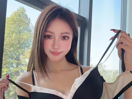 一眼美女!一定要穿这件聚拢内衣 #超漂亮文胸 #胸衣 #拿捏仙气蕾丝 #原创内衣 #聚拢