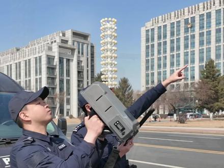 无人机不是想飞就能飞,巡特警教你合法飞行!#强治理、护民安、促发展 #无人机 #铁岭公安