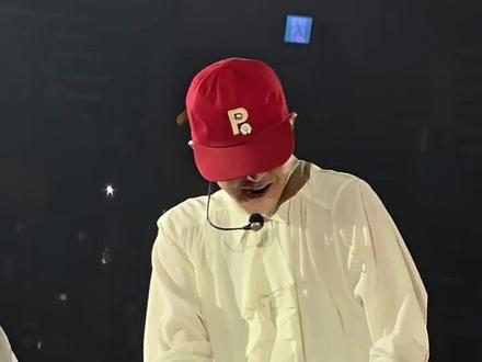 见面会哥哥复刻了《Who you》!!啊啊啊啊啊😭#权志龙