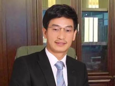 温州商会会长系列 家里有矿的 #卢孔取 被评为第九届“最美双滦人” 一起来看他的发家史 #温商 #涨知识