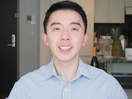 苹果信用卡竟然这么猛?iPhone用户不办这张卡可亏大了 在美国用 iPhone 的你,知道 Apple Card 吗?💳 ——一张钛金材质、无卡号设计、注重隐私保护的极简风信用卡,实用又高颜值!
本期视频「财喵」带你全面解析这张为苹果用户量身定制的信用卡。我们会先介绍 Apple Card 的独特亮点与设计理念,接着详细讲解申请流程和新手必看的注意事项。你还将了解 Daily Cash 的返现机制是如何运作的、有哪些你可能忽视的优势和隐藏坑点。 别急着办卡,先看完这支视频,再做决定!
关键词:苹果信用卡,Apple Card,美国信用卡推荐,iPhone信用卡,返现信用卡推荐,美卡申请流程,高盛信用卡,Apple Pay返现,美国家庭信用卡,2025信用卡趋势,美国信用卡新手指南,信用卡返现活动,Apple Pay使用技巧,信用卡无年费,苹果用户信用卡首选,美国理财频道,美国消费理财,每日返现信用卡,苹果信用卡申请攻略,美卡隐私保护
#美国 #美国信用卡 #美国生活 #苹果 #美国留学